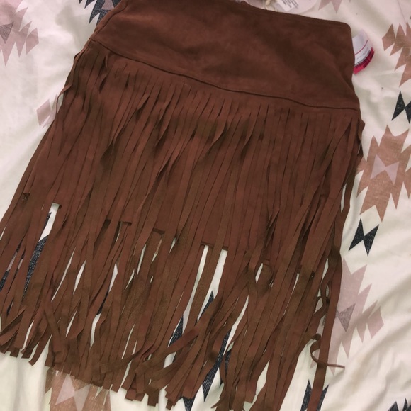 Kimika fringe skirt nwt - Picture 6 of 6
